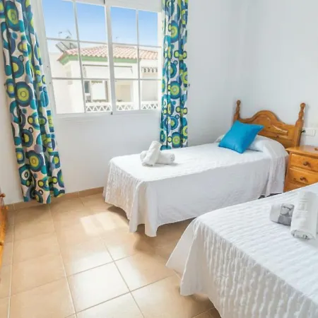 Toboso Iii Apartament